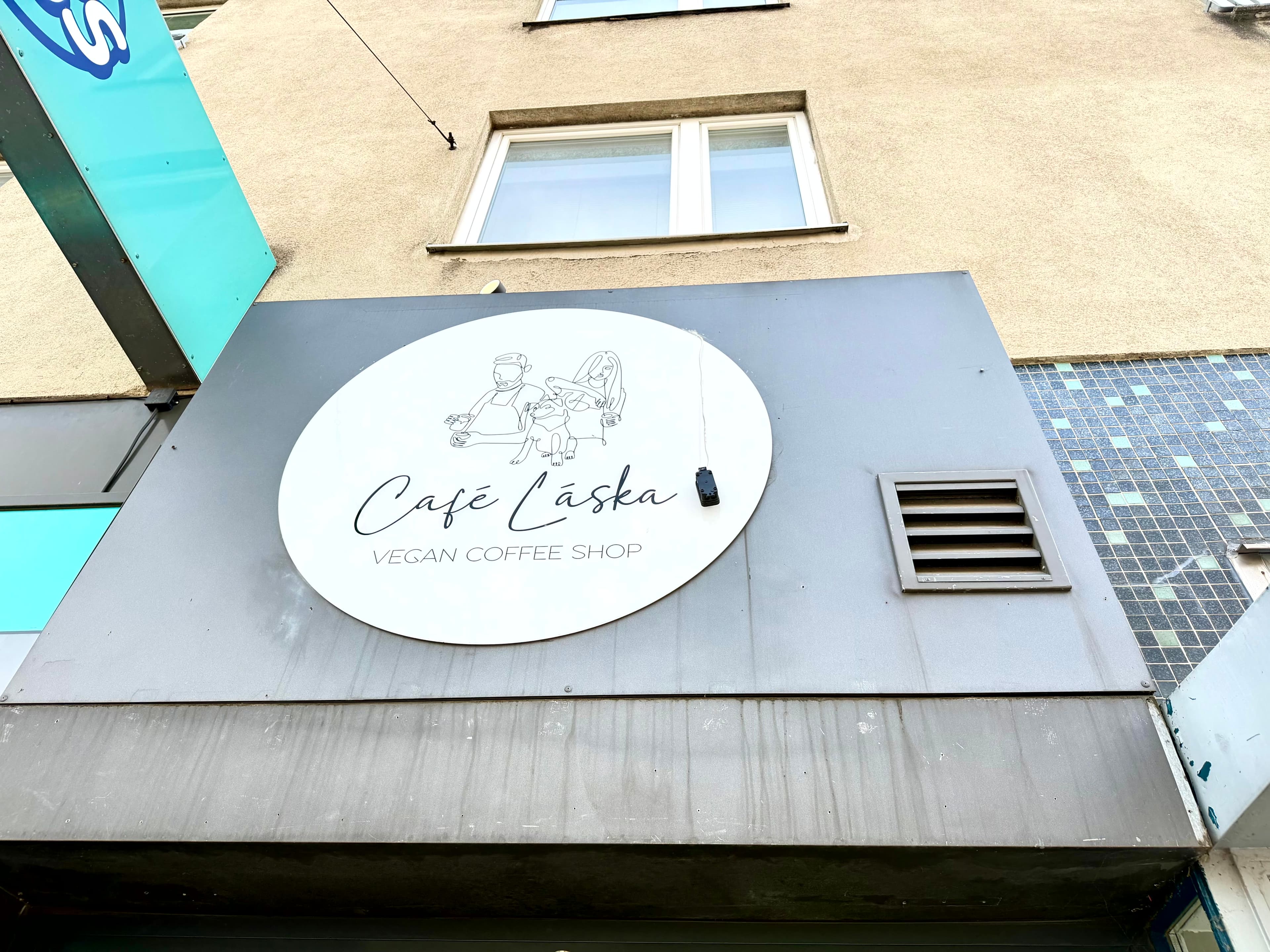Café Láska Vienna exterior